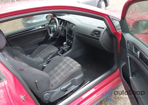 2015 Volkswagen Golf Gti 2.0T S 2-Door z USA, uszkodzony, nr VIN 3VWTT7AUXFM032469